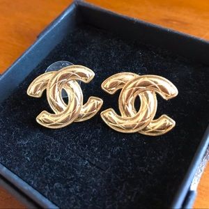 Dupe Gold Earrings
